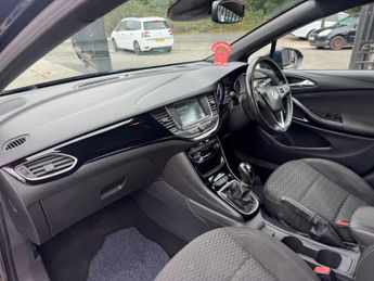 Vauxhall Astra 1.4i SRi Euro 6 5dr