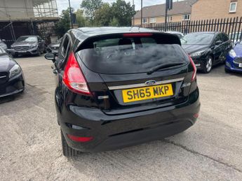 Ford Fiesta 1.0T EcoBoost Titanium Euro 6 (s/s) 5dr