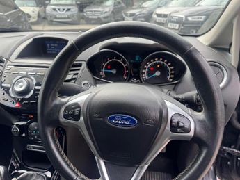 Ford Fiesta 1.0T EcoBoost Titanium Euro 6 (s/s) 5dr