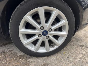Ford Fiesta 1.0T EcoBoost Titanium Euro 6 (s/s) 5dr