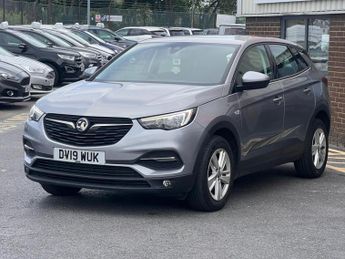 Vauxhall Grandland X 1.2 Turbo SE Euro 6 (s/s) 5dr