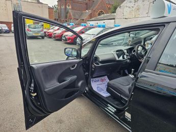 Honda Jazz 1.4 i-VTEC ES Hatchback 5dr Petrol i SHIFT Euro 5 (99 ps)