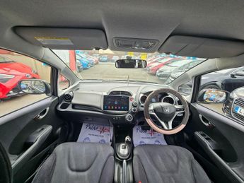 Honda Jazz 1.4 i-VTEC ES Hatchback 5dr Petrol i SHIFT Euro 5 (99 ps)