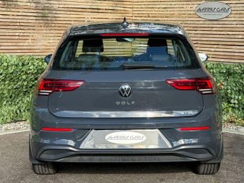 VOLKSWAGEN GOLF 1.0 eTSI MHEV Life Hatchback 5dr Petrol Hybrid DSG Euro 6 (s/s) 