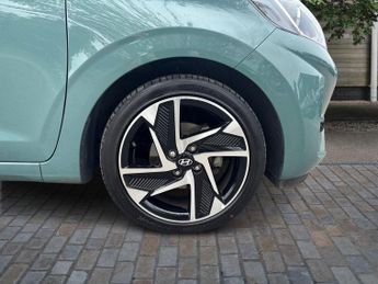 Hyundai I10 1.0 Premium Hatchback 5dr Petrol Auto Euro 6 (s/s) (63 ps)