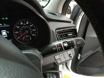 Kia Rio 1.0 T-GDi MHEV 3 DCT Euro 6 (s/s) 5dr
