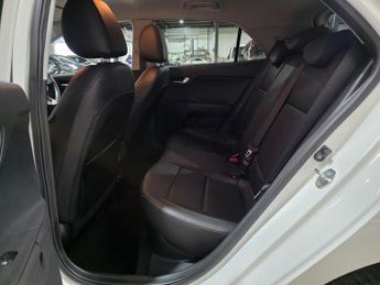 Kia Rio 1.0 T-GDi MHEV 3 DCT Euro 6 (s/s) 5dr