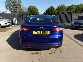 FORD MONDEO 2.0 TDCi Zetec Hatchback 5dr Diesel Manual Euro 6 (s/s) (150 ps)
