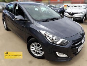 HYUNDAI I30 1.6 CRDi Blue Drive SE Nav Hatchback 5dr Diesel Manual Euro 6 (s