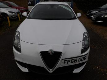 ALFA ROMEO GIULIETTA 2.0 JTDM-2 Giulietta Hatchback 5dr Diesel Manual Euro 6 (s/s) (1