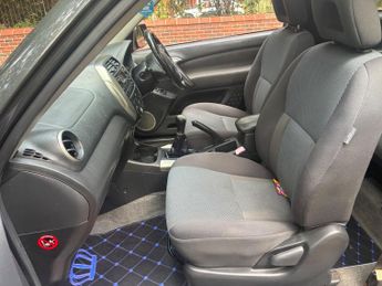 Toyota RAV4 2.0 D-4D XT-R 4WD 3dr