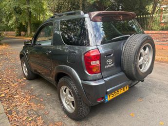 Toyota RAV4 2.0 D-4D XT-R 4WD 3dr