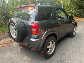 Toyota RAV4 2.0 D-4D XT-R 4WD 3dr