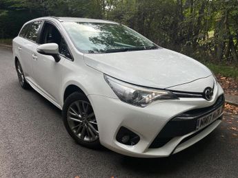 Toyota Avensis 2.0 D-4D Business Edition Touring Sports Euro 6 (s/s) 5dr