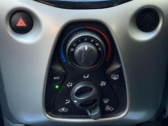 Peugeot 108 1.0 Active 2 Tronic Euro 6 5dr