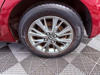 Toyota Yaris 1.5 VVT-h Icon E-CVT Euro 6 (s/s) 5dr