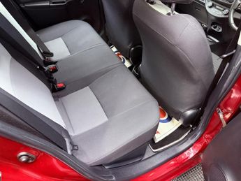 Toyota Yaris 1.5 VVT-h Icon E-CVT Euro 6 (s/s) 5dr