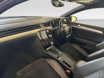 Volkswagen Passat 1.4 TSI GTE Saloon 4dr Petrol Plug-in Hybrid DSG Euro 6 (s/s) (2