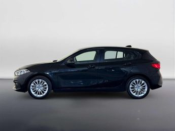 BMW 1 Series 1.5 118i SE (LCP) Hatchback 5dr Petrol DCT Euro 6 (s/s) (136 ps)