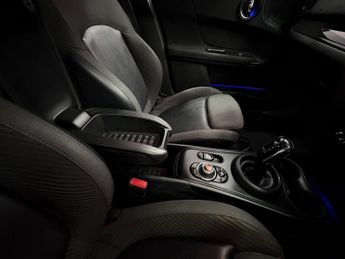MINI Countryman 2.0 Cooper D SUV 5dr Diesel Auto Euro 6 (s/s) (150 ps)