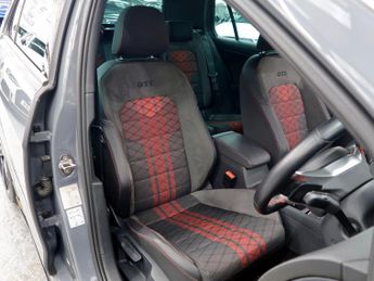 Volkswagen Golf 2.0 TSI GTI TCR Hatchback 5dr Petrol DSG Euro 6 (s/s) (290 ps)