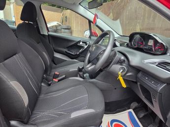 Peugeot 208 1.4 HDi Active Euro 5 5dr
