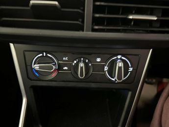 Volkswagen Polo 1.0 TSI Life Hatchback 5dr Petrol Manual Euro 6 (s/s) (95 ps)