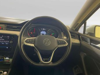 Volkswagen Passat 1.4 TSI 13kWh GTE Saloon 4dr Petrol Plug-in Hybrid DSG Euro 6 (s