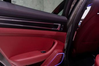 Porsche Panamera 2.9 V6 E-Hybrid 17.9kWh 4 Platinum Edition Saloon PDK 4WD Euro 6