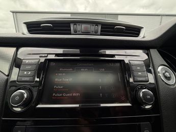 Nissan Qashqai 1.3 DIG-T N-Connecta DCT Auto Euro 6 (s/s) 5dr