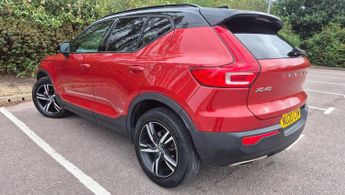 Volvo XC40 1.5 T3 R-Design Auto Euro 6 (s/s) 5dr