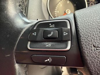 Volkswagen Golf 1.6 TDI Match DSG Euro 5 5dr