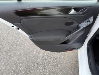 Volkswagen Golf 1.6 TDI Match DSG Euro 5 5dr