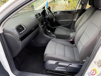 Volkswagen Golf 1.6 TDI Match DSG Euro 5 5dr