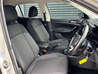 Volkswagen T-CROSS 1.0 T-Cross SE TSi Semi-Auto 5dr