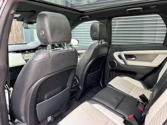 Land Rover Discovery Sport 2.0 Discovery Sport R-Dynamic SE D Auto 4WD 5dr