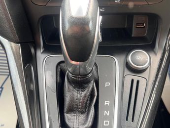 Ford Focus 1.6 Titanium Powershift Euro 6 5dr