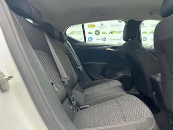 Vauxhall Astra 1.4i Turbo SRi Auto Euro 6 (s/s) 5dr
