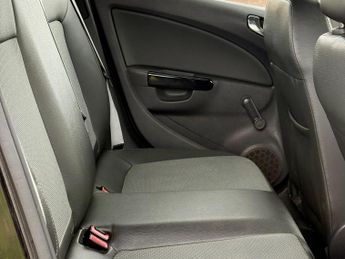 Vauxhall Corsa 1.4i 16v Design 5dr (a/c)