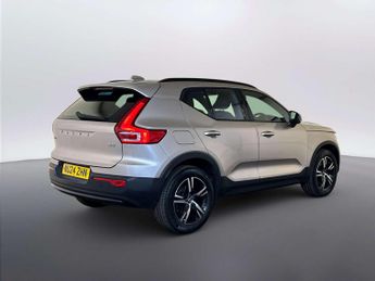 Volvo XC40 2.0 B3 MHEV Plus Dark SUV 5dr Petrol Hybrid DCT Auto Euro 6 (s/s
