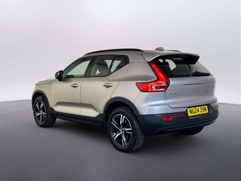 Volvo XC40 2.0 B3 MHEV Plus Dark SUV 5dr Petrol Hybrid DCT Auto Euro 6 (s/s