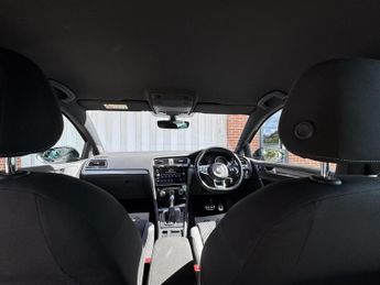 Volkswagen Golf 1.5 TSI EVO R-Line DSG Euro 6 (s/s) 5dr