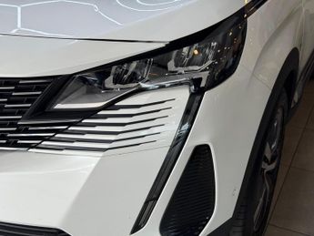 Peugeot 3008 1.6 13.2kWh Allure Premium e-EAT Euro 6 (s/s) 5dr
