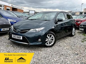 Toyota Auris 1.4 D-4D Sport Euro 5 (s/s) 5dr