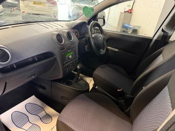 Ford Fusion 1.6 Zetec Climate 5dr