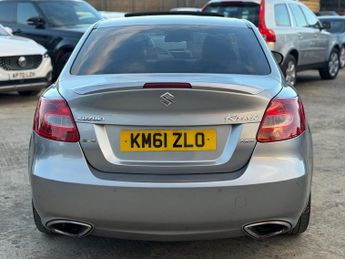 Suzuki Kizashi 2.4 16V Sport CVT 4WD Euro 5 4dr