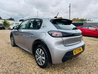Peugeot E-208 50kWh Allure Hatchback 5dr Electric Auto (136 ps)