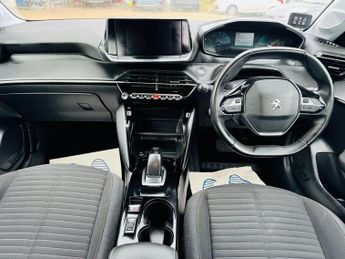 Peugeot E-208 50kWh Allure Hatchback 5dr Electric Auto (136 ps)