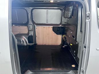 Toyota ProAce 2.0D Design Medium Panel Van Auto MWB Euro 6 (s/s) 6dr