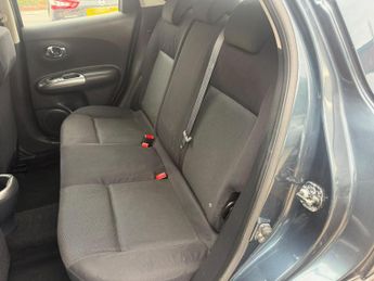Nissan Juke 1.6 Acenta CVT Euro 5 5dr